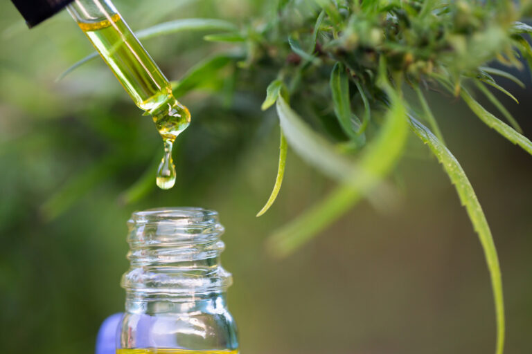 Getting Relief: The Best CBD Options for Easing Joint Pain and Inflammation